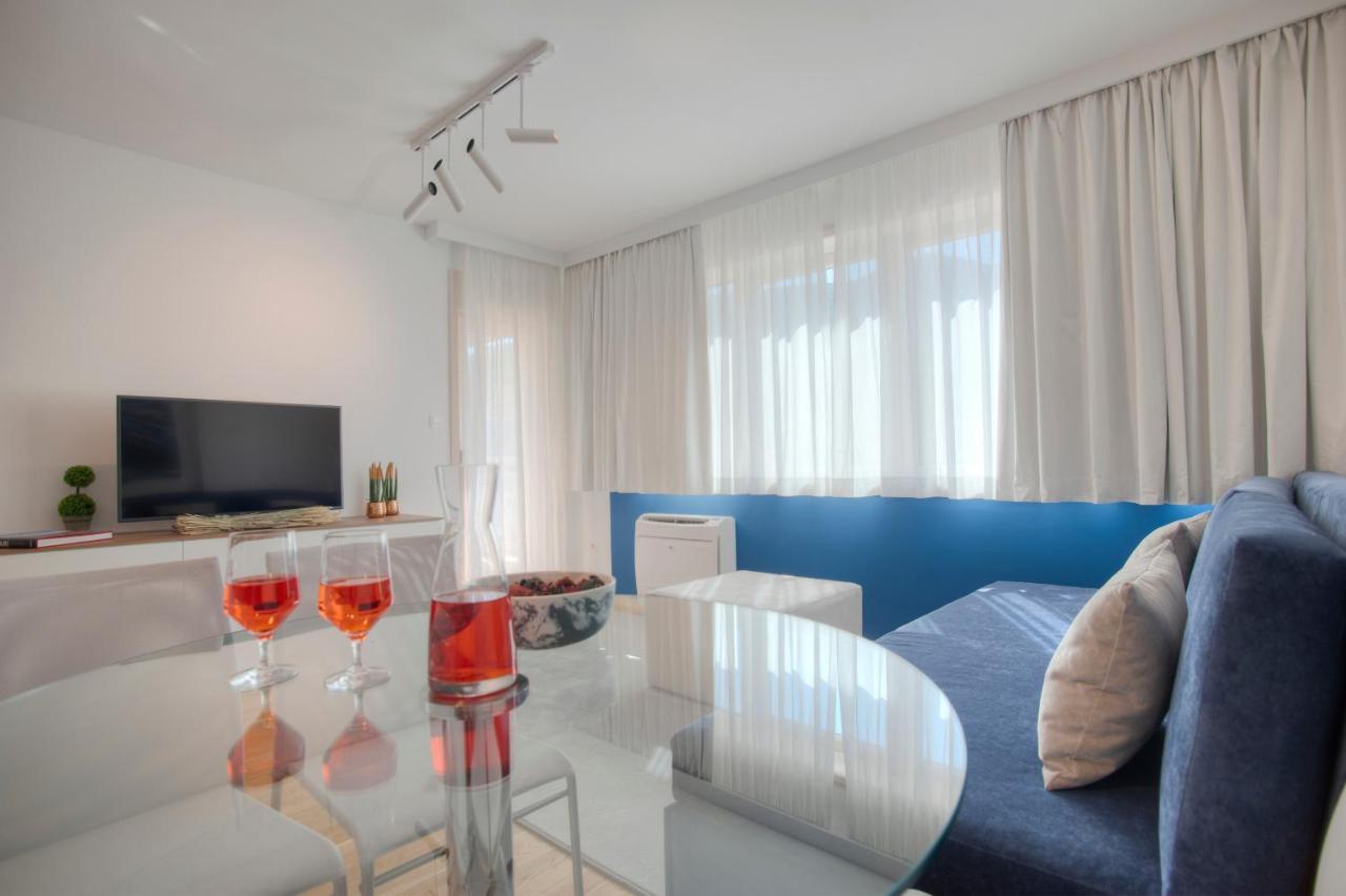 Fontana Seafront Residences ブドヴァ エクステリア 写真
