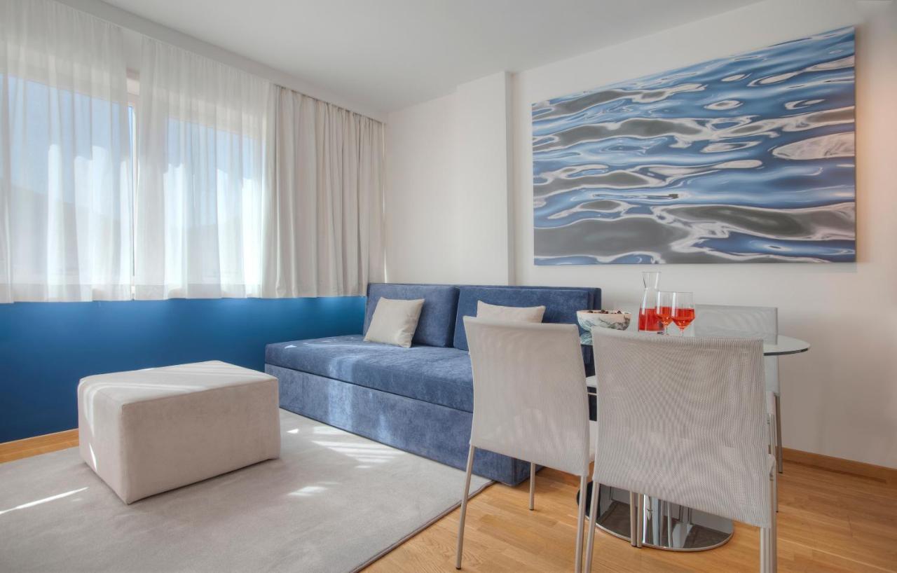 Fontana Seafront Residences ブドヴァ エクステリア 写真